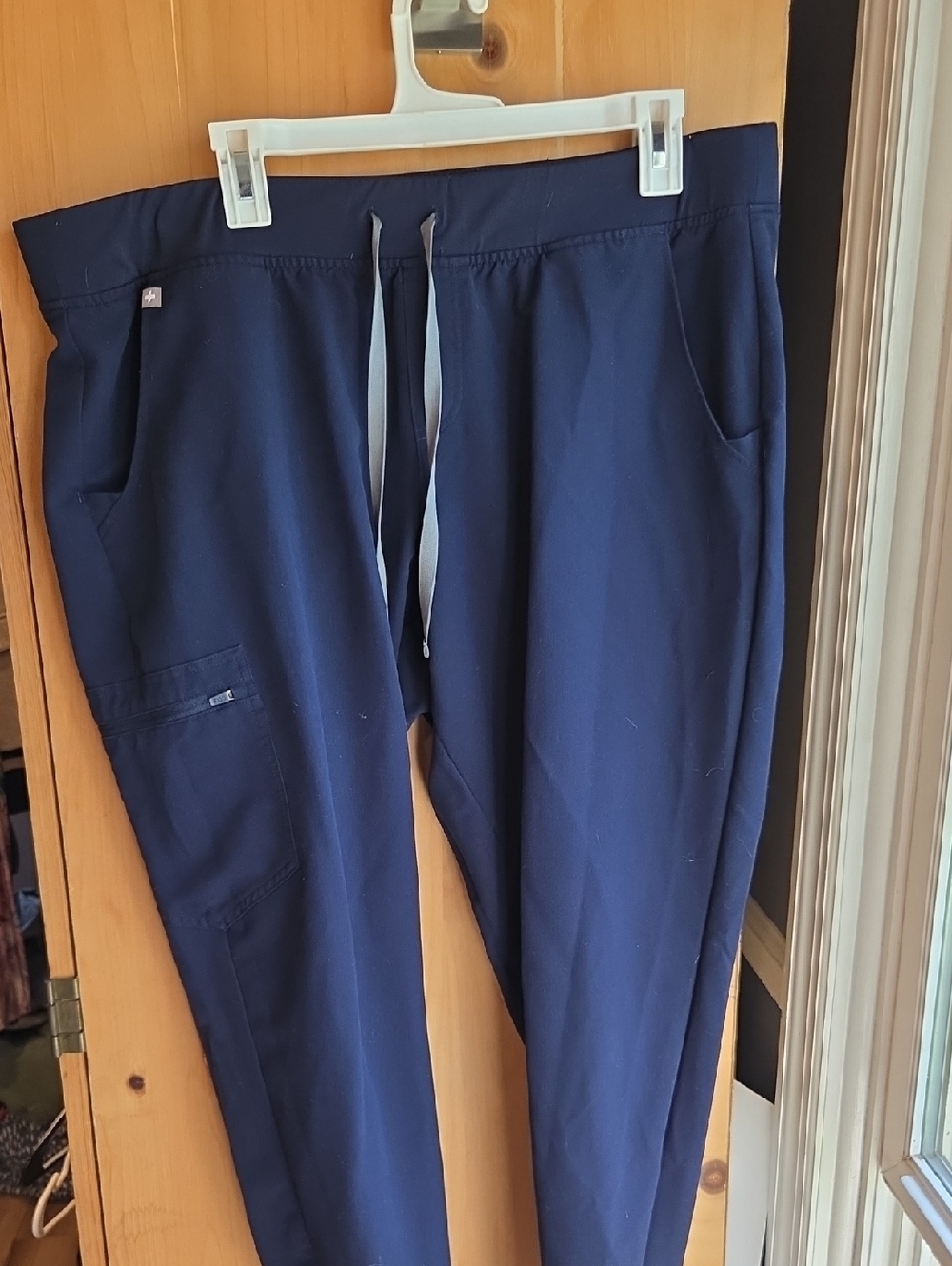 Navy Womwn’s Drawstring Straight Jogger Pants